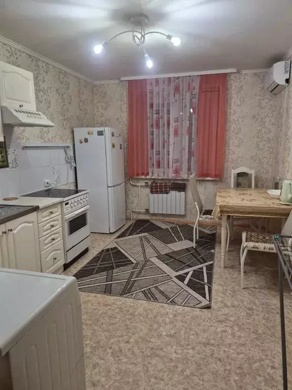 1-к кв. Тюменская область, Тюмень ул. Демьяна Бедного, 98к1 (44.0 м) - Фото 1