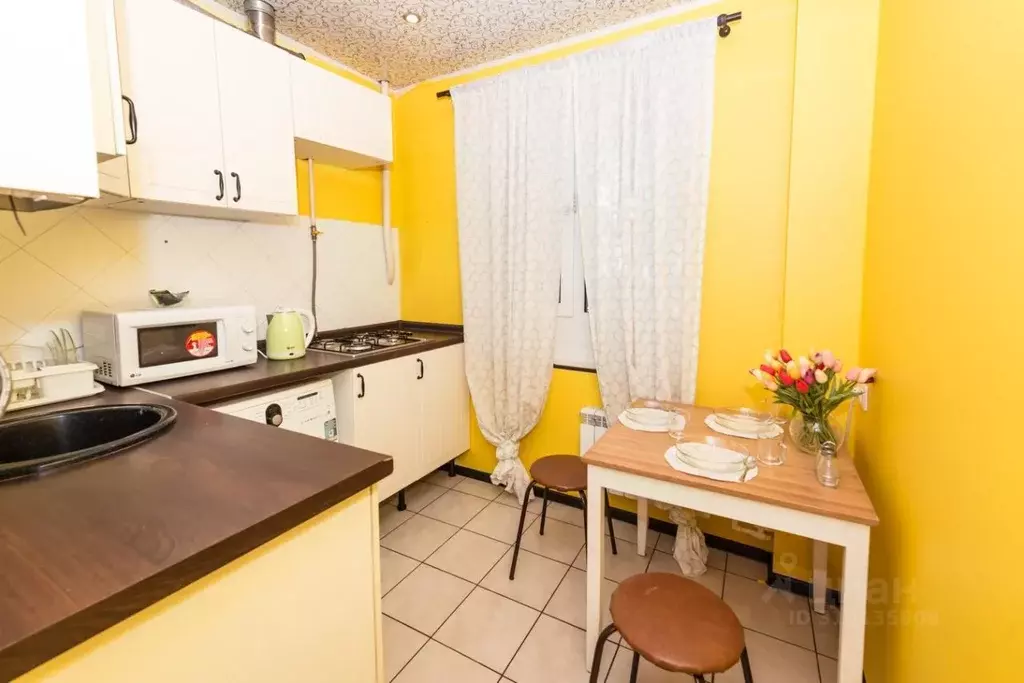 1-к кв. Московская область, Щелково ул. Комарова, 8 (33.0 м) - Фото 2