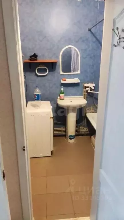 2-к кв. Крым, Сакский район, с. Уютное ул. Кирова, 32 (68.3 м) - Фото 1