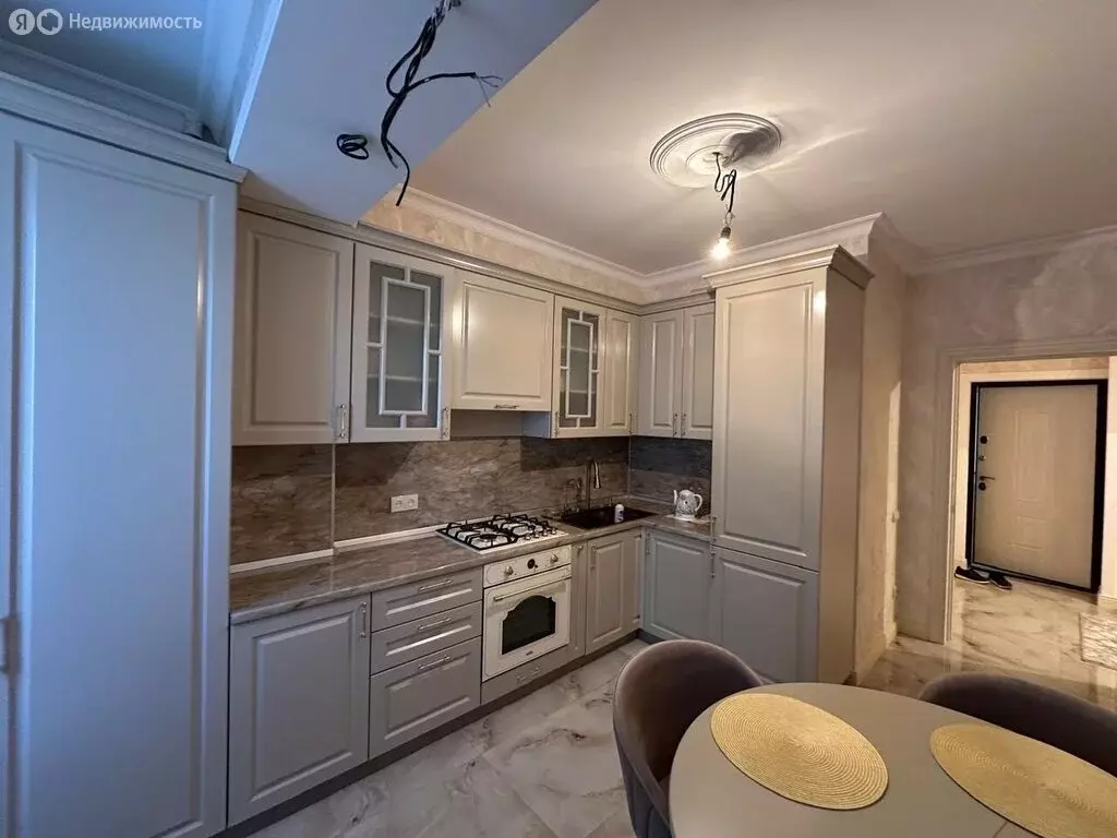 2-комнатная квартира: Дербент, переулок Карла Маркса, 4А (74 м) - Фото 1