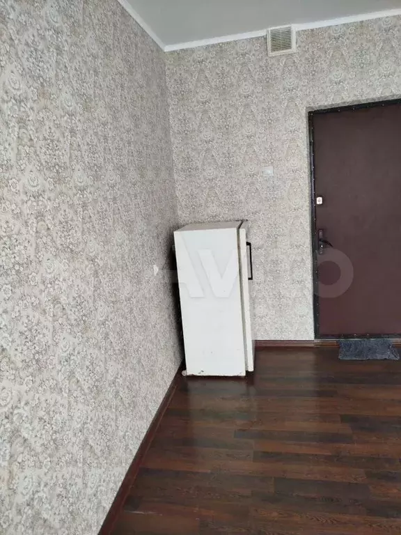 Комната 8,1 м в 1-к., 5/5 эт. - Фото 1