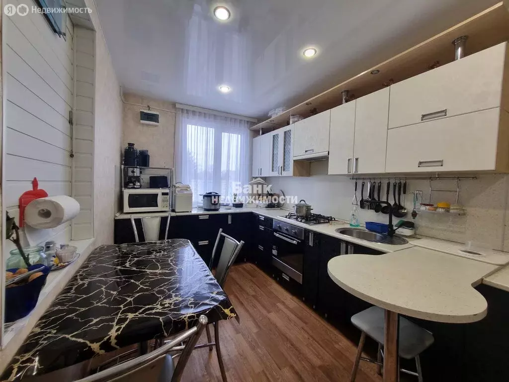 Дом в посёлок Новониколаевский, улица Куйбышева, 20 (160 м) - Фото 1