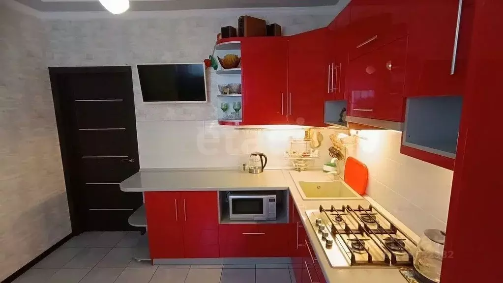 1-к кв. Ростовская область, Батайск Комсомольская ул., 87к1 (43.0 м) - Фото 0