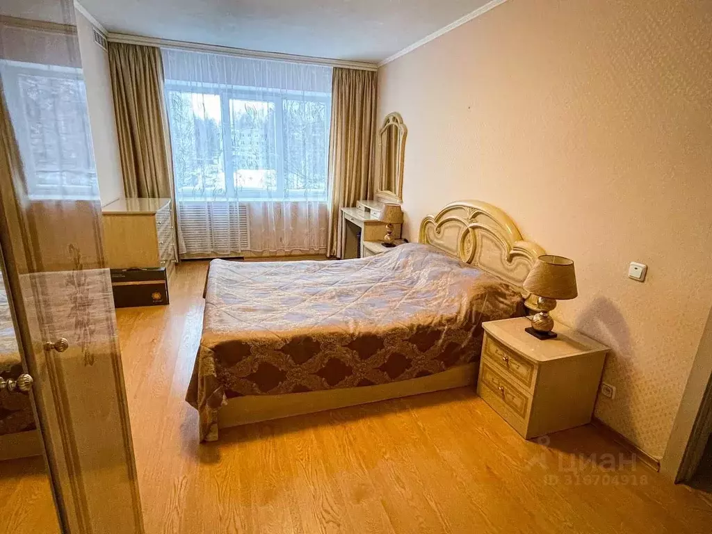3-к кв. Коми, Сыктывкар Коммунистическая ул., 70 (61.5 м) - Фото 1