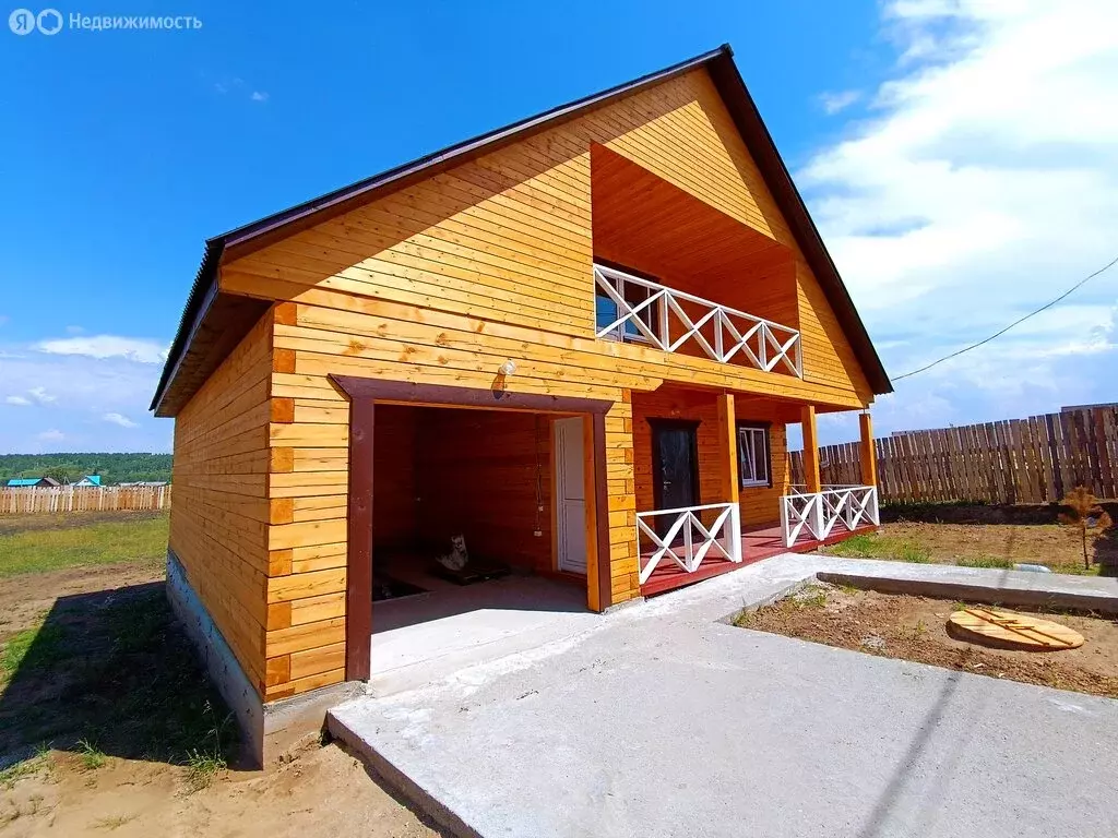 Дом в Урик, Юбилейная улица (220 м) - Фото 1