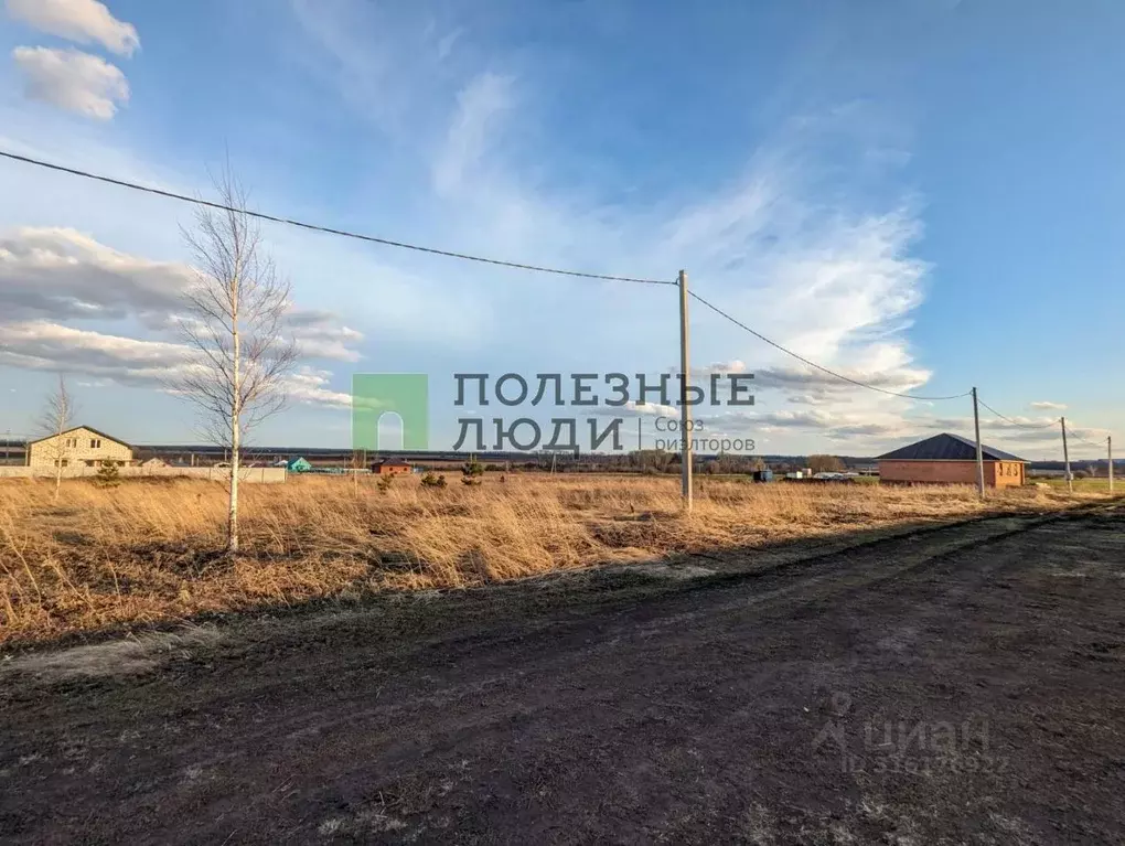 Участок в Татарстан, Тукаевский район, с. Бетьки ул. Энтузиастов (15.0 ... - Фото 1
