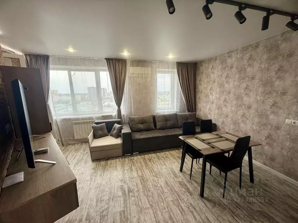 Студия Ростовская область, Батайск ул. Луначарского, 177Бк3 (32.4 м) - Фото 1