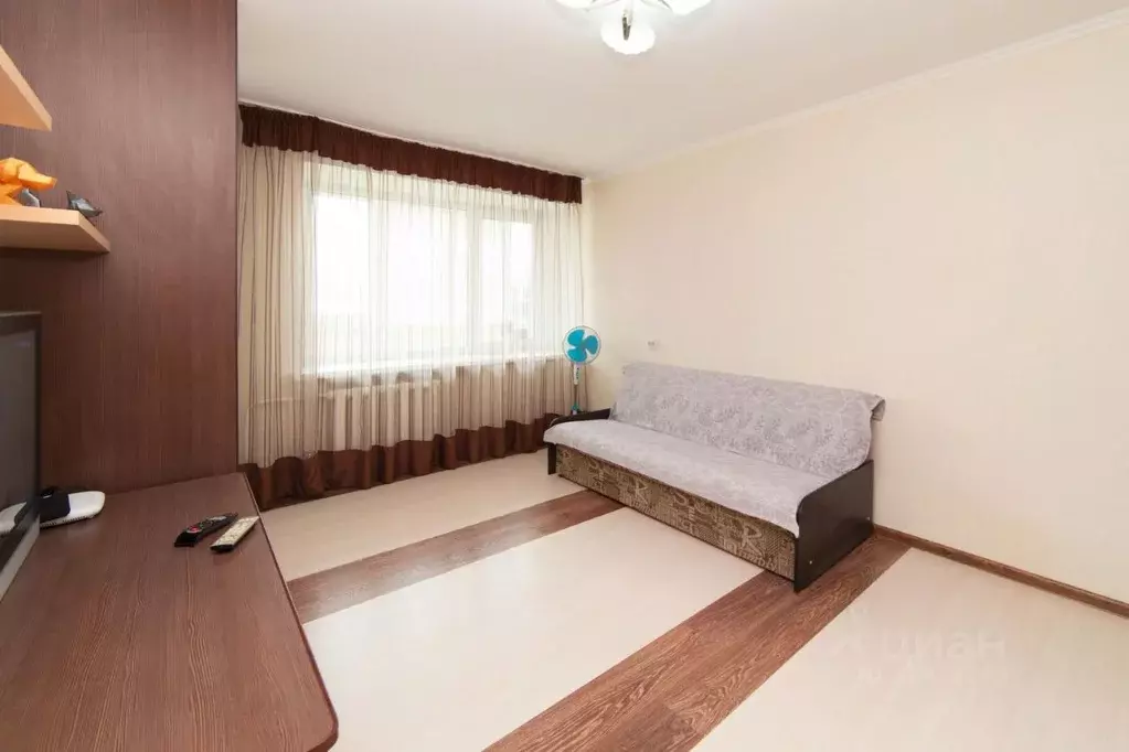 1-к кв. Тюменская область, Тюмень ул. Водников, 12 (40.0 м) - Фото 0