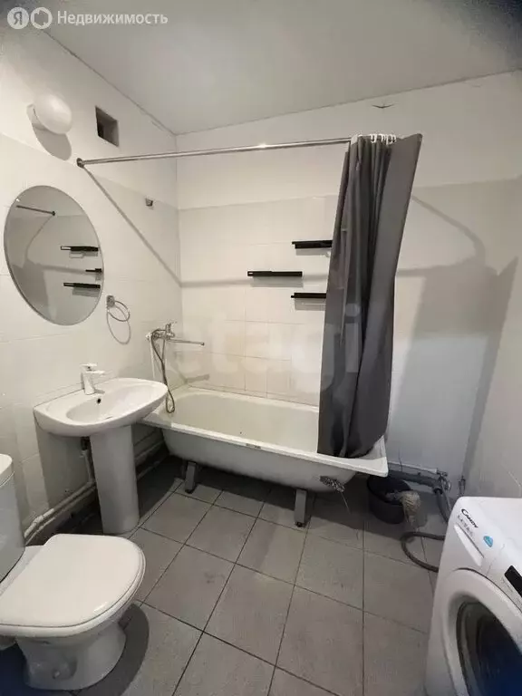 Квартира-студия: Екатеринбург, жилой район Уктус, микрорайон Светлый, ... - Фото 2