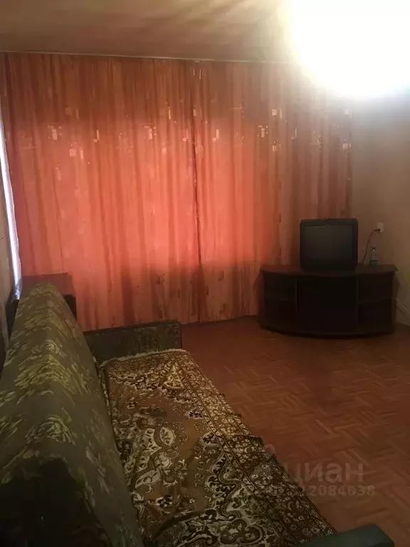 1-к кв. Псковская область, Псков Народная ул., 10А (32.0 м) - Фото 1