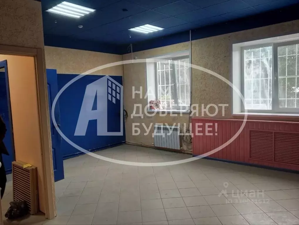 Помещение свободного назначения в Удмуртия, Глазов ул. Пряженникова, ... - Фото 1
