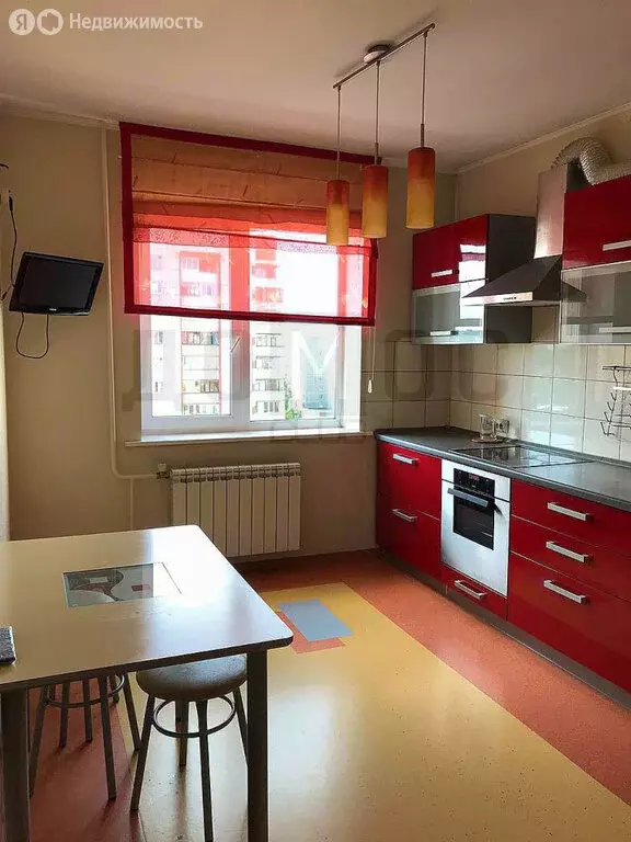 3-комнатная квартира: Екатеринбург, Уральская улица, 65 (65 м) - Фото 1