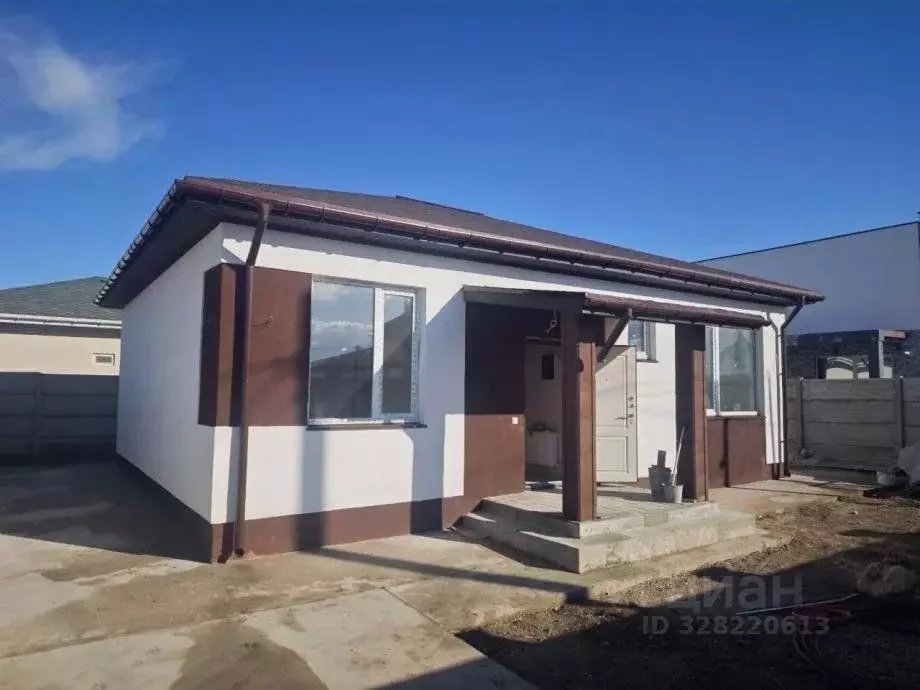 Дом в Крым, Симферополь ул. 42-я Коллективных Садов (82 м) - Фото 1