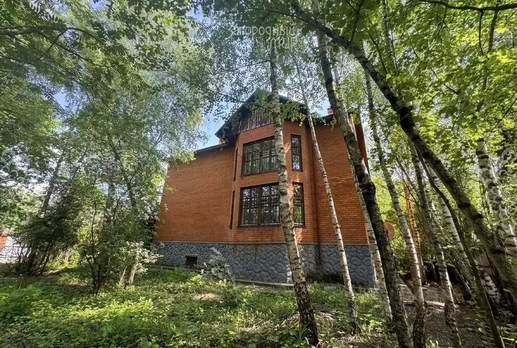 Коттедж в Московская область, Одинцовский городской округ, д. ... - Фото 1
