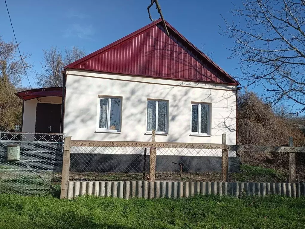 Дом в Краснодарский край, Темрюк ул. Труда (74 м) - Фото 1