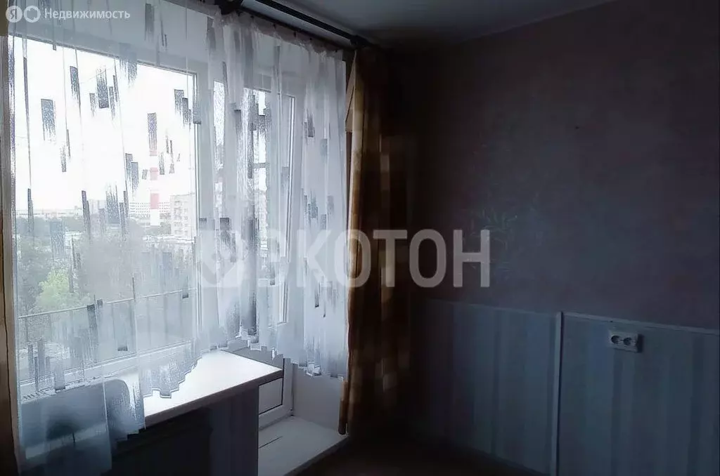 3-комнатная квартира: Санкт-Петербург, улица Партизана Германа, 6 (60 ... - Фото 0