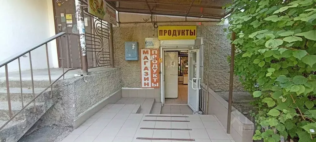 Помещение свободного назначения в Севастополь ул. Хрусталева, 83 (38 ... - Фото 1