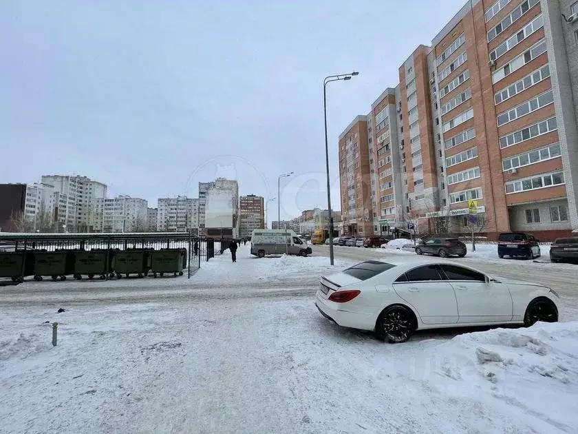 Помещение свободного назначения в Тюменская область, Тюмень ул. ... - Фото 1