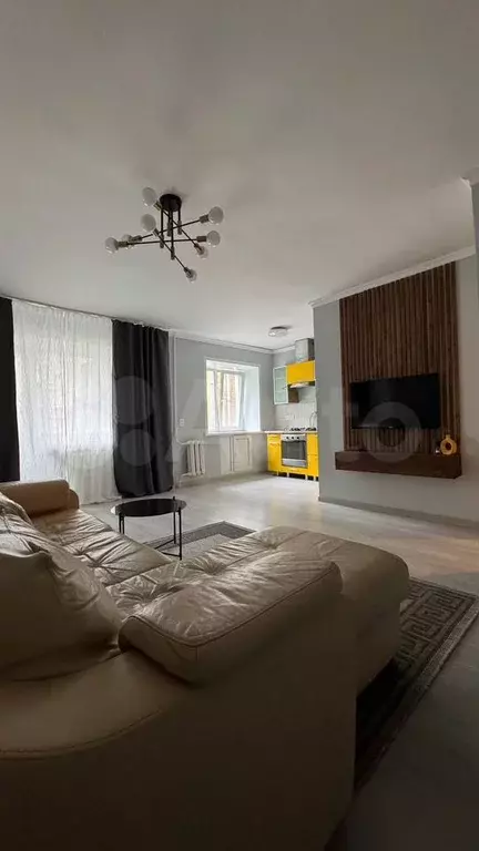 2-к. квартира, 43 м, 2/5 эт. - Фото 0