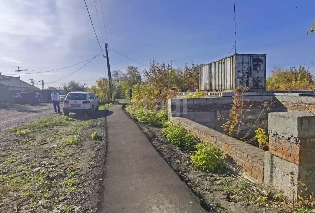 Дом в Омская область, Омск ул. 10-я Рабочая, 4 (228 м) - Фото 1