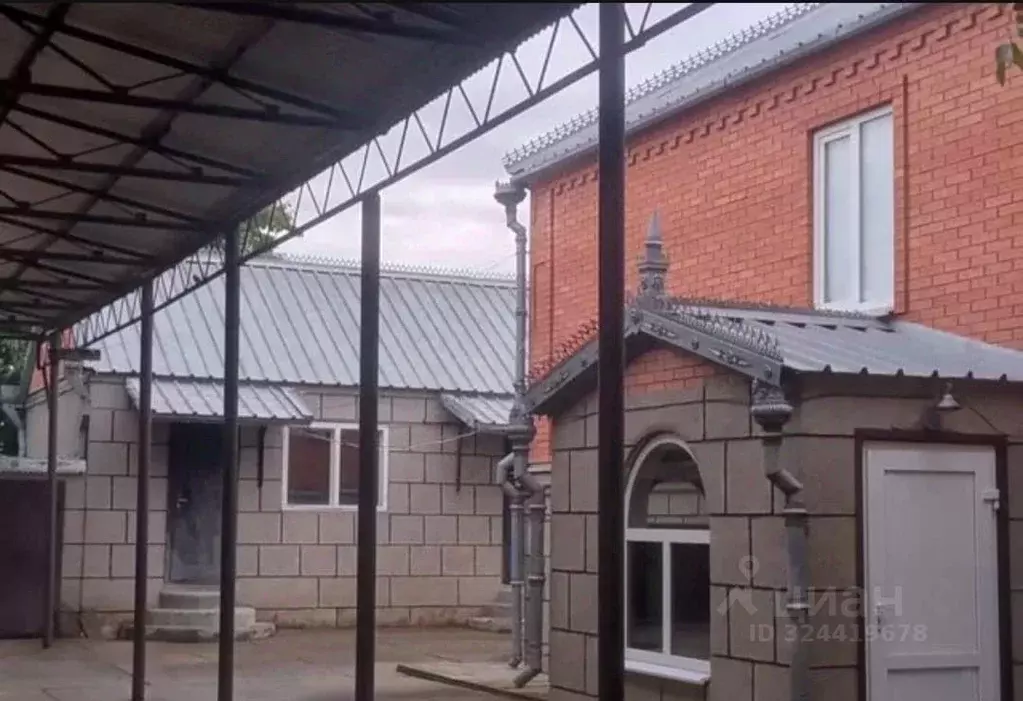 Дом в Ставропольский край, Курский муниципальный округ, с. Эдиссия ул. ... - Фото 1