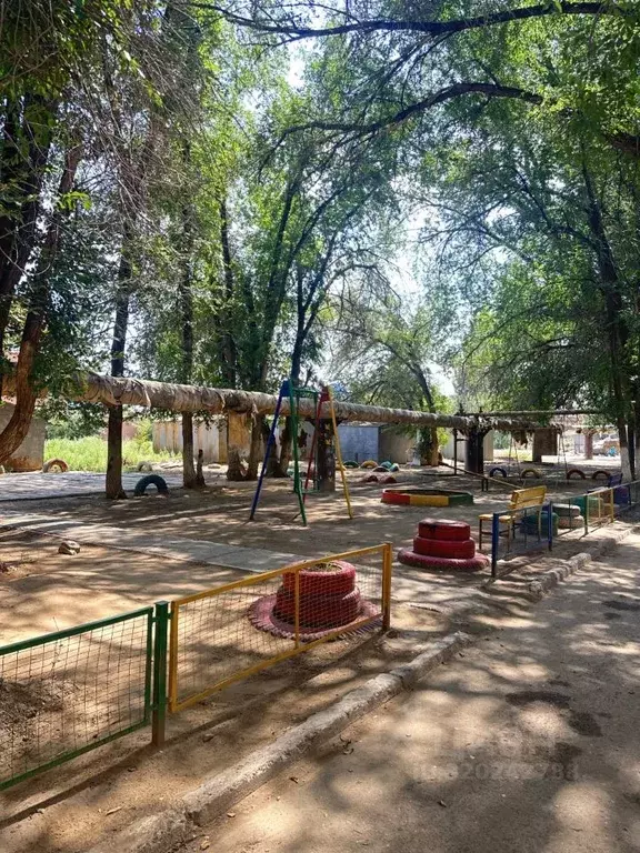 Комната Астраханская область, Астрахань ул. Димитрова, 11 (30.0 м) - Фото 1