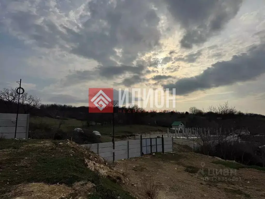 Участок в Севастополь с. Фронтовое,  (10.0 сот.) - Фото 2