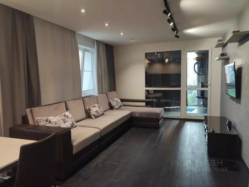 2-к кв. Московская область, Красногорск бул. Павшинский, 15 (76.0 м) - Фото 1