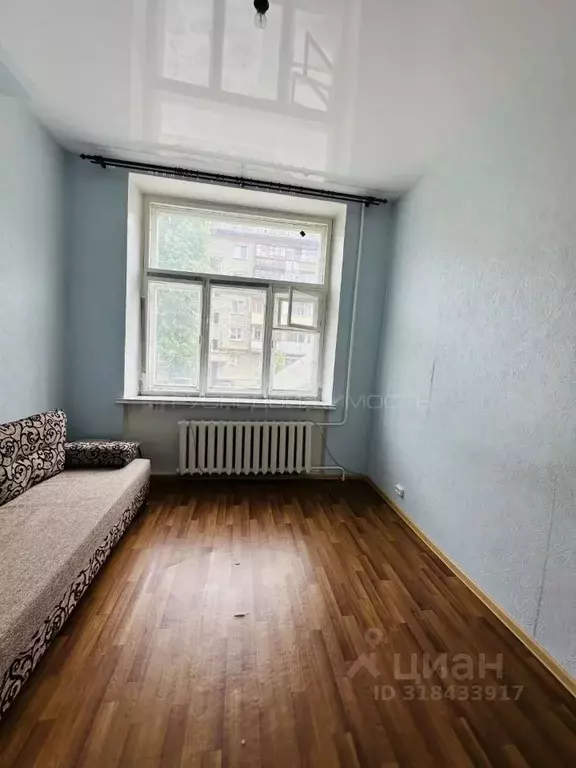 Студия Кировская область, Киров ул. Розы Люксембург, 35 (21.0 м) - Фото 1