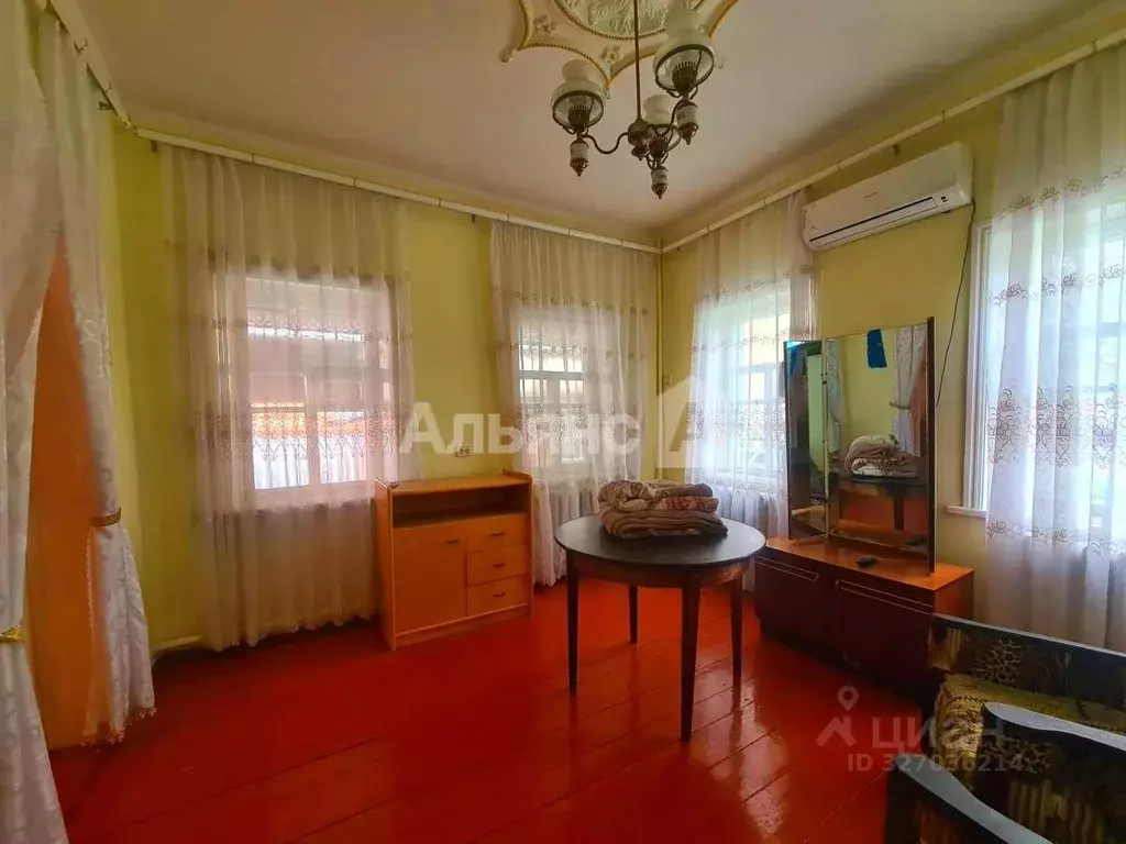 Дом в Краснодарский край, Усть-Лабинск Пионерская ул. (66 м) - Фото 1