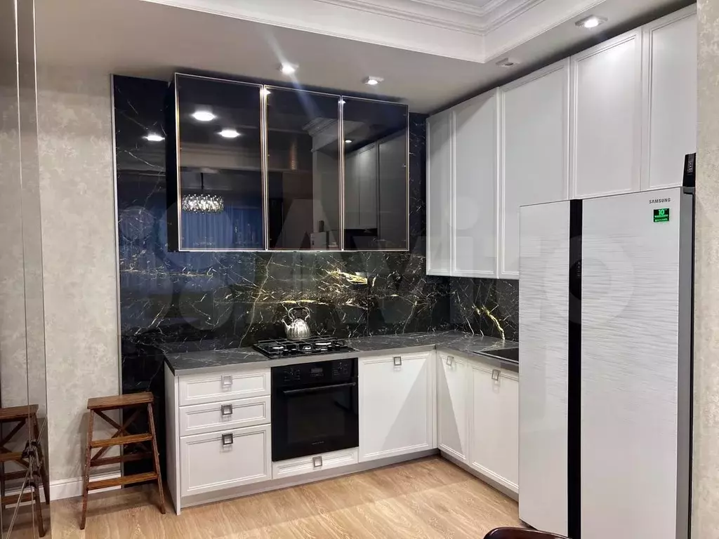 3-к. квартира, 90 м, 2/6 эт. - Фото 0