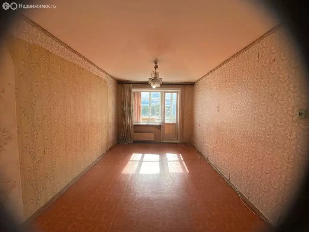2-комнатная квартира: Асбест, Заводская улица, 39 (50 м) - Фото 1