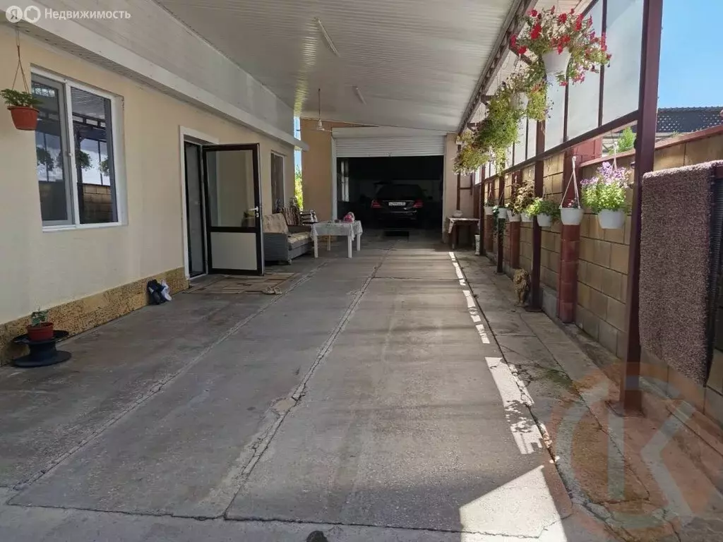 Дом в Симферополь, улица Джами, 29 (340 м) - Фото 1