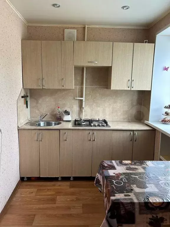2-к. квартира, 45 м, 1/5 эт. - Фото 1