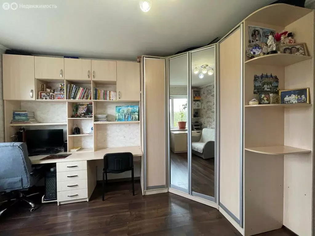 2-комнатная квартира: Омск, 3-я Молодёжная улица, 51 (54 м) - Фото 0