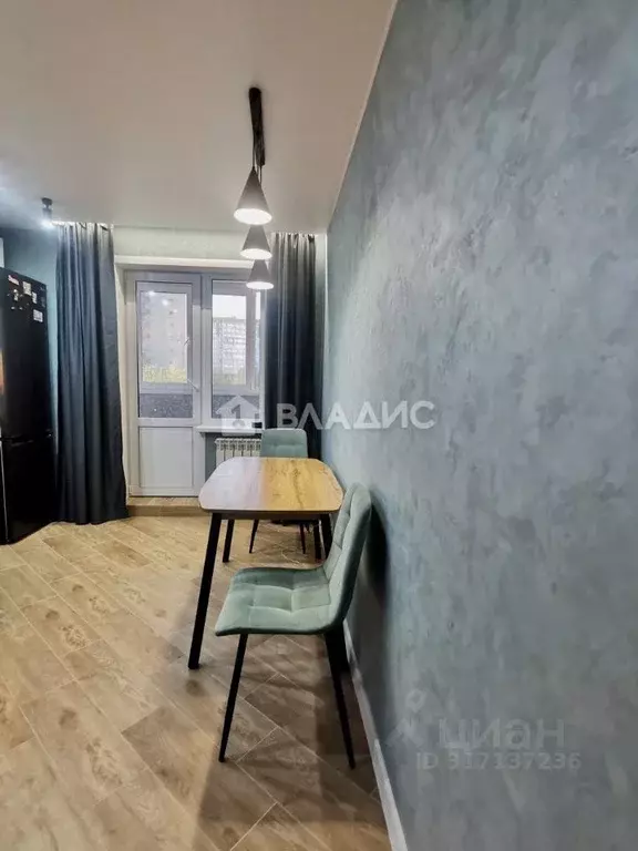 2-к кв. Смоленская область, Смоленск Киевский пер., 17к2 (69.9 м) - Фото 0