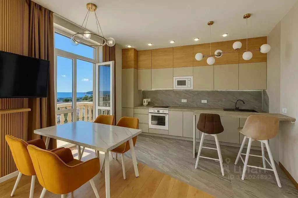 2-к кв. Крым, Ялта ул. Московская, 15к1 (65.0 м) - Фото 1