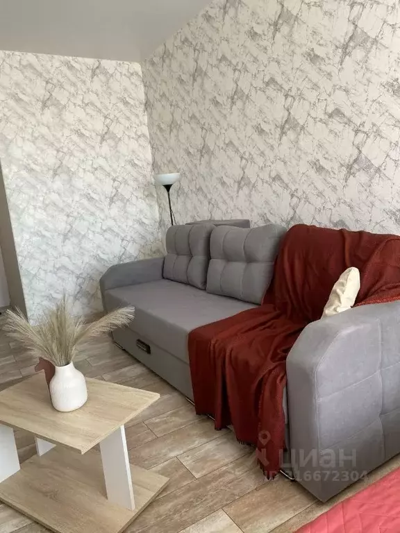 1-к кв. Омская область, Омск ул. 70 лет Октября, 3 (40.0 м) - Фото 0