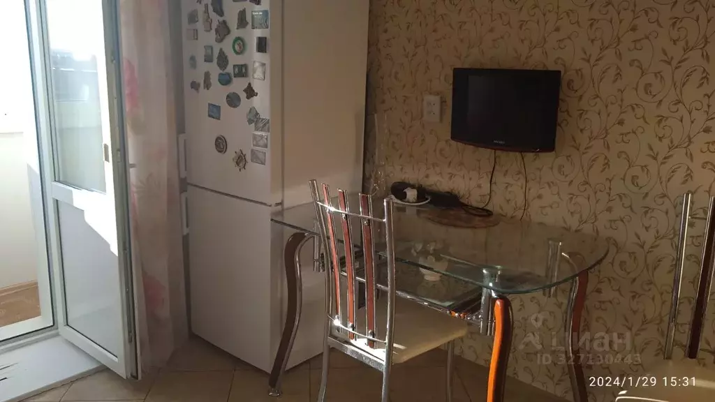 1-к кв. Краснодарский край, Ейск Коммунистическая ул., 20/1 (45.0 м) - Фото 1