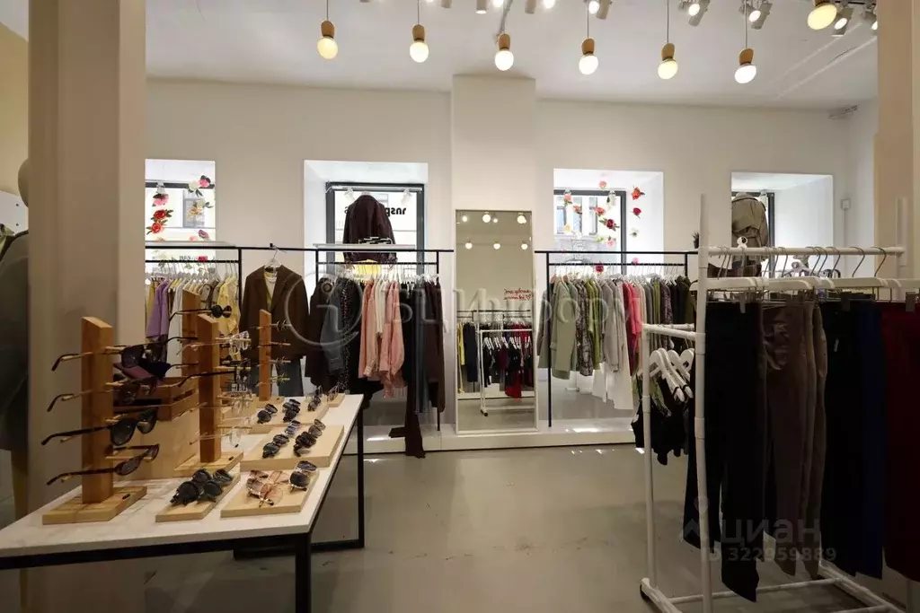 Торговая площадь в Санкт-Петербург Гражданская ул., 13-15 (58 м) - Фото 2