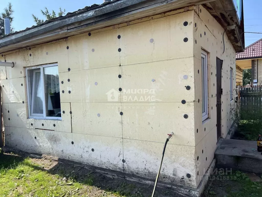 Дом в Омская область, Омск пос. Рыбачий, ул. 2-я Рыбачья (32 м) - Фото 0