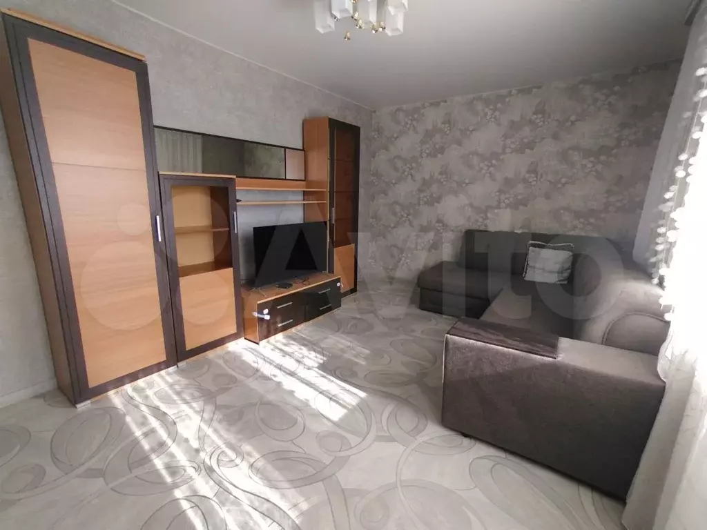 3-к. квартира, 60м, 4/5эт. - Фото 0