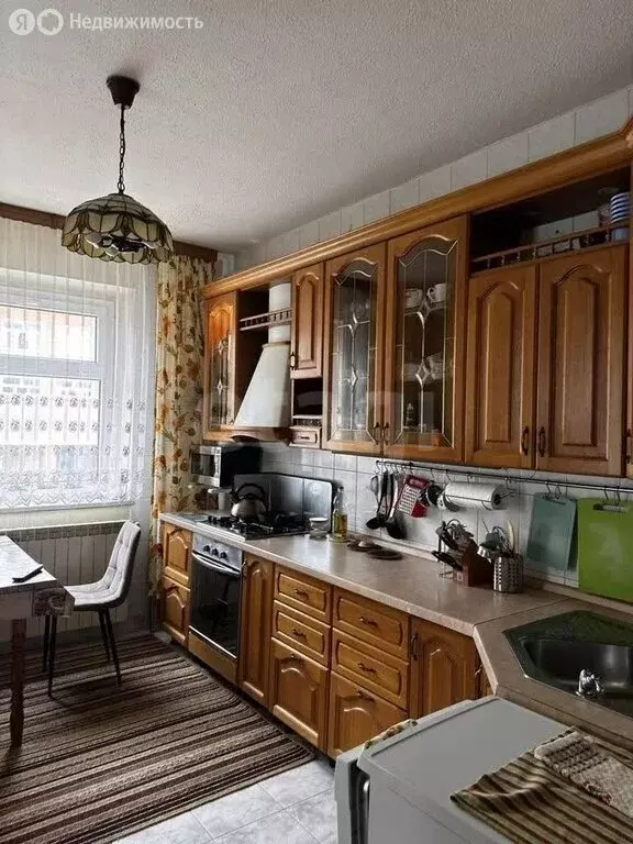 4-комнатная квартира: Малоярославец, улица Российских Газовиков, 3 ... - Фото 1