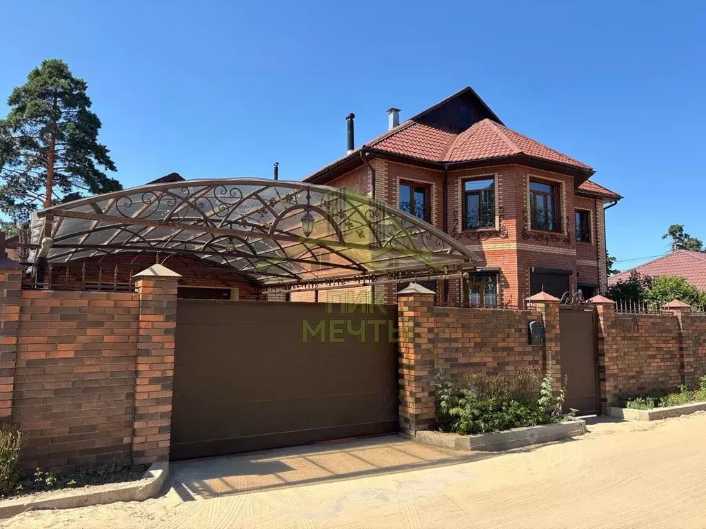 Коттедж в Бурятия, Улан-Удэ ул. Усадебная, 8 (204 м) - Фото 1