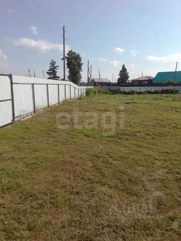 Участок в Тюменская область, Исетский муниципальный округ, с. ... - Фото 1