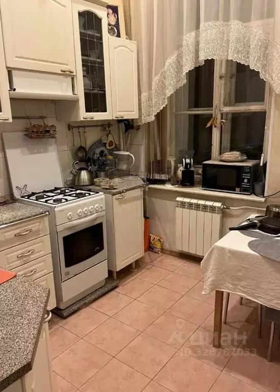 Комната Санкт-Петербург 12-я Васильевского острова линия, 35 (12.0 м) - Фото 2