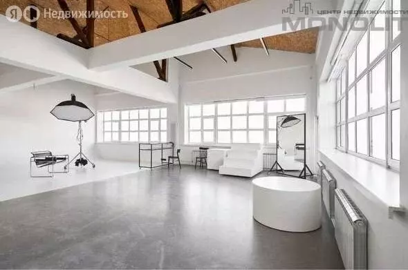 Помещение свободного назначения (372.6 м) - Фото 1