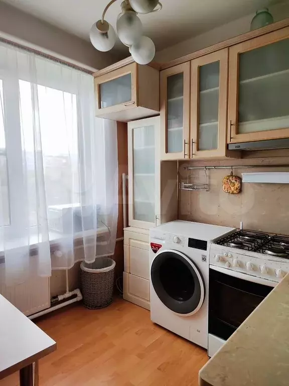 2-к. квартира, 42 м, 5/5 эт. - Фото 1