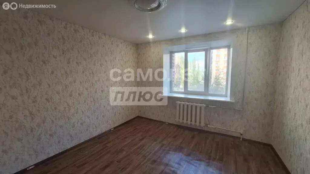 1к в 8-комнатной квартире (13.5 м) - Фото 0