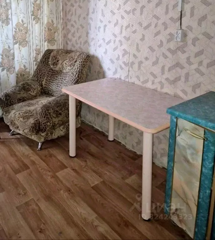 Комната Красноярский край, Ачинск 3-й мкр, 24 (22.0 м) - Фото 2